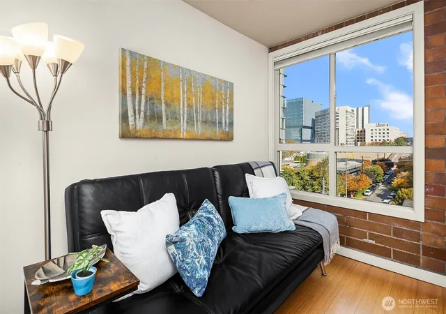 Photo 4 of Condo for sale at 905 Cherry St #706, Seattle, WA 98104 | MLS# NWM2592109 | Listing updated on 2026-10-08