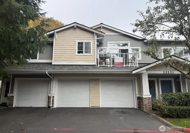 Condo for sale at 22121 41st Place S #202, Kent, WA 98032 | MLS# NWM2592127
