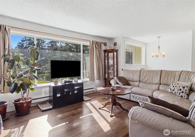 Photo 4 of Single family home for sale at 9721 194th Street E, Graham, WA 98338 | MLS# NWM2592128 | Listing updated on 2026-10-09
