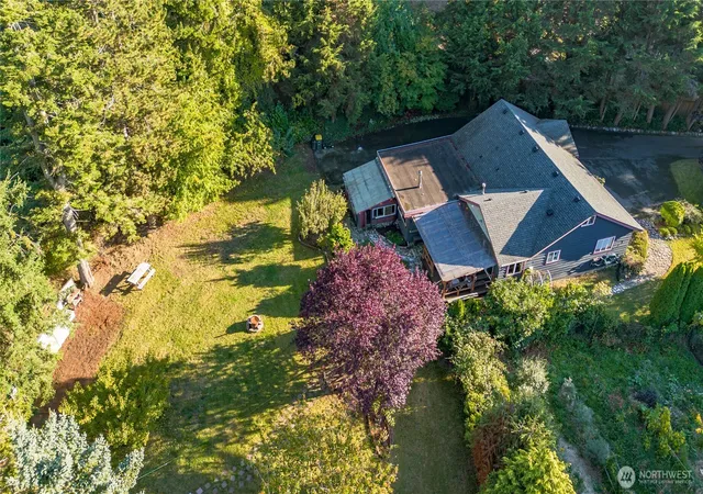 Photo 1 of Single family home for sale at 4258 Northwest Dr, Bellingham, WA 98226 | MLS# NWM2592134 | Listing updated on 2026-10-16