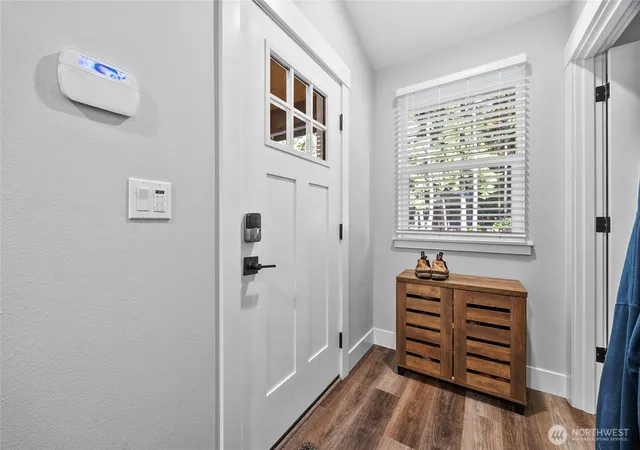 Photo 3 of Single family home for sale at 142 Silver Tip Ln, Packwood, WA 98361 | MLS# NWM2592138 | Listing updated on 2026-10-10