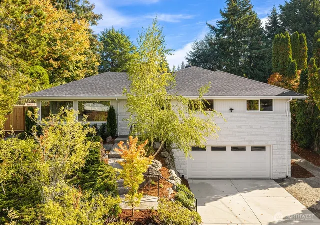 Single family home for sale at 3720 80th Avenue SE, Mercer Island, WA 98040 | MLS# NWM2592145 | Listing updated on 2026-10-08