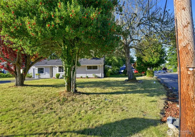 Photo 3 of Single family home for sale at 4801 224th Street SW, Mountlake Terrace, WA 98043 | MLS# NWM2592147 | Listing updated on 2026-10-23