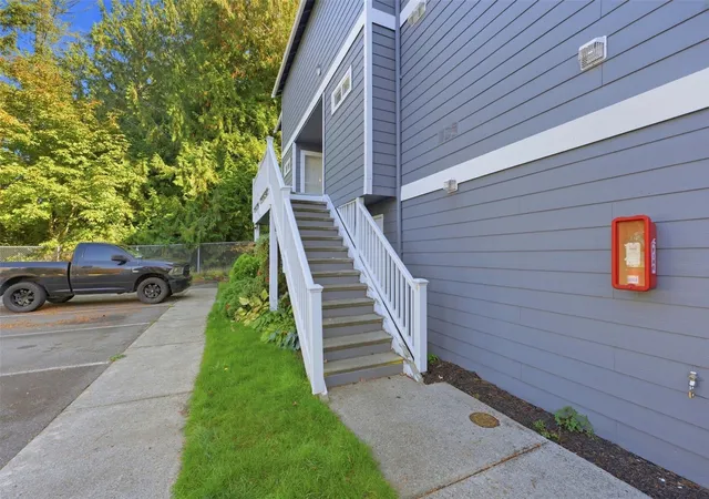 Photo 2 of Condo for sale at 3939 10th Street Se #H3, Puyallup, WA 98374 | MLS# NWM2592159 | Listing updated on 2026-10-20