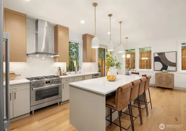 Photo 3 of Townhouse for sale at 13131 NE 87th Lane, Kirkland, WA 98033 | MLS# NWM2592161 | Listing updated on 2026-10-14