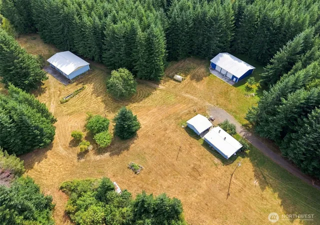 Photo 1 of Single family home for sale at 726 Elk Crk Rd, Chehalis, WA 98532 | MLS# NWM2592177 | Listing updated on 2026-10-10