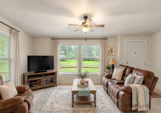 Photo 4 of Sale Pending at 6610 Grange Rd, Aberdeen, WA 98520 | MLS# NWM2592199 | Listing updated on 2026-10-26