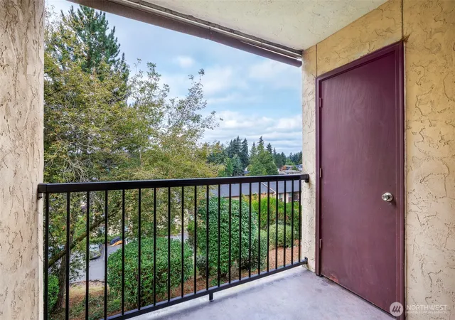 Photo 2 of Sale Pending at 14509 127th Lane Ne #N-39, Kirkland, WA 98034 | MLS# NWM2592208 | Listing updated on 2026-10-17