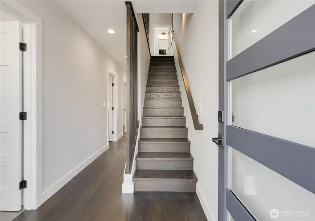 Photo 2 of Townhouse for sale at 4020 Beach Dr SW, Seattle, WA 98116 | MLS# NWM2592220 | Listing updated on 2026-10-23