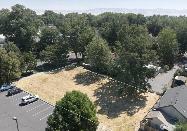 Photo 1 of Land for sale at 328 S 3rd Street, Walla Walla, WA 99362 | MLS# NWM2592229 | Listing updated on 2026-10-09