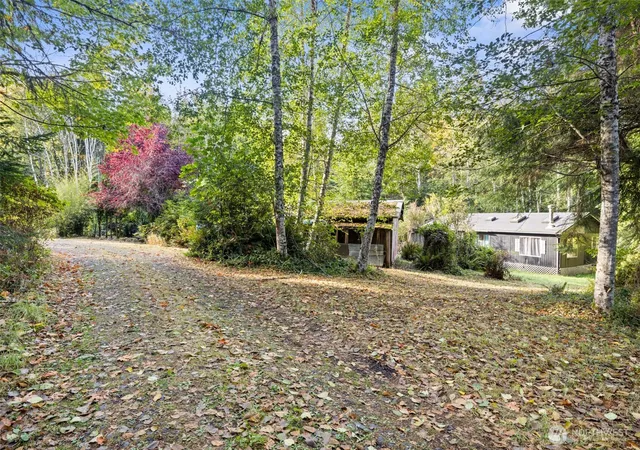 Photo 4 of Sale Pending at 1388 E Elliot Crk Rd, Port Angeles, WA 98362 | MLS# NWM2592241 | Listing updated on 2026-10-17