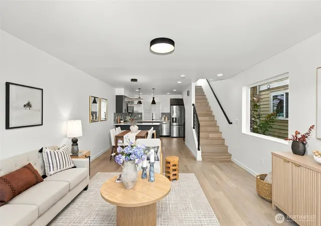 Photo 3 of Townhouse for sale at 3843 Woodlawn Ave N, Seattle, WA 98103 | MLS# NWM2592242 | Listing updated on 2026-10-09