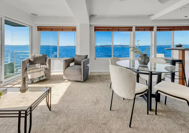Photo 3 of Condo for sale at 733 Lake St S #1-A, Kirkland, WA 98033 | MLS# NWM2592248 | Listing updated on 2026-10-22