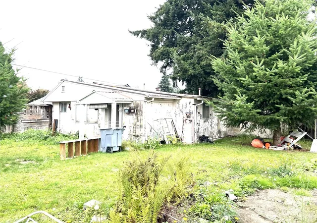 Photo 4 of Single family home for sale at 1814 Township St, Sedro Woolley, WA 98284 | MLS# NWM2592258 | Listing updated on 2026-10-09