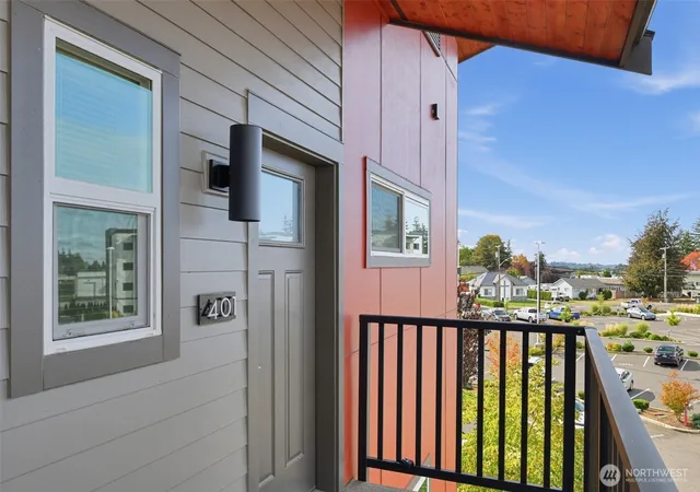 Photo 2 of Condo for sale at 1882 Front St #401, Lynden, WA 98264 | MLS# NWM2592260 | Listing updated on 2026-10-12