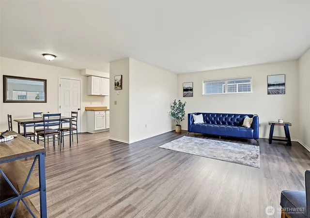 Photo 3 of Sale Pending at 9621 -9623 16th Ave S, Tacoma, WA 98444 | MLS# NWM2592272 | Listing updated on 2026-10-14