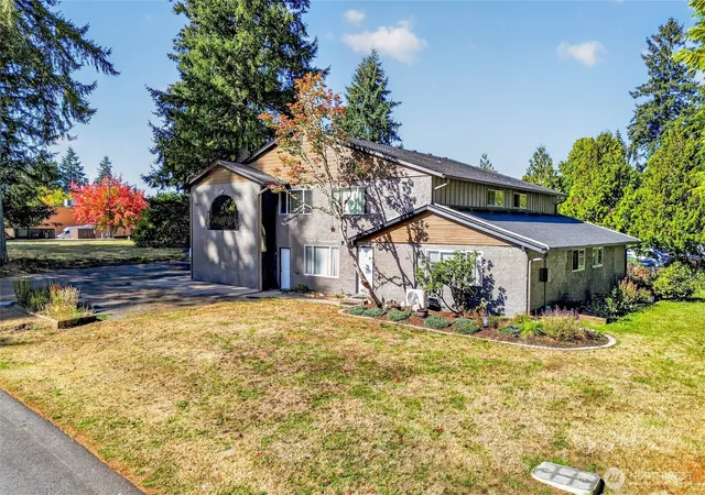 Photo 2 of Multi family home for sale at 6010 Glen Mary A D Se, Lacey, WA 98503 | MLS# NWM2592278 | Listing updated on 2026-10-11