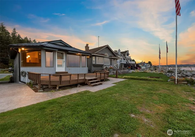 Photo 2 of Single family home for sale at 1878 Shore Ave, Freeland, WA 98249 | MLS# NWM2592281 | Listing updated on 2026-10-08