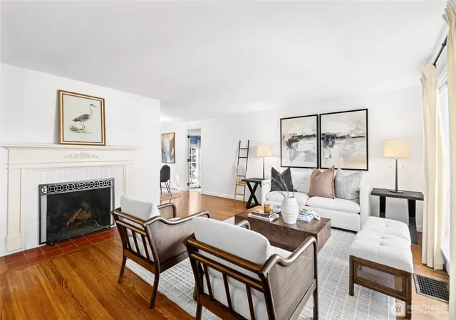 Photo 2 of Single family home for sale at 6251 37th Avenue NE, Seattle, WA 98115 | MLS# NWM2592284 | Listing updated on 2026-10-09