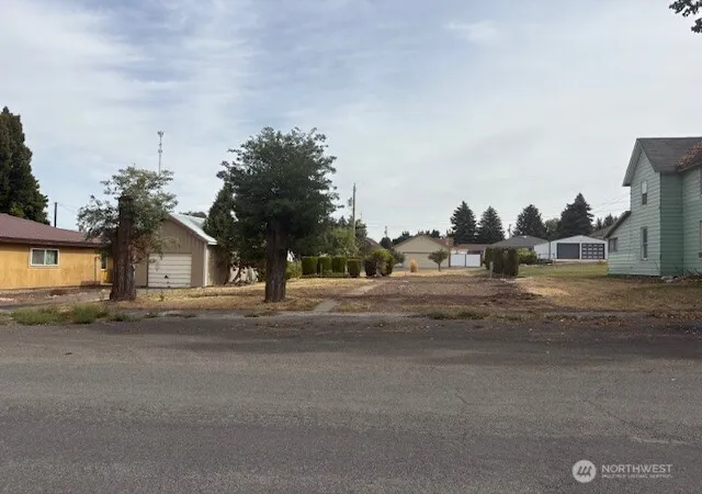 Photo 1 of Land for sale at 306 South 1st, Harrington, WA 99134 | MLS# NWM2592285 | Listing updated on 2026-10-08