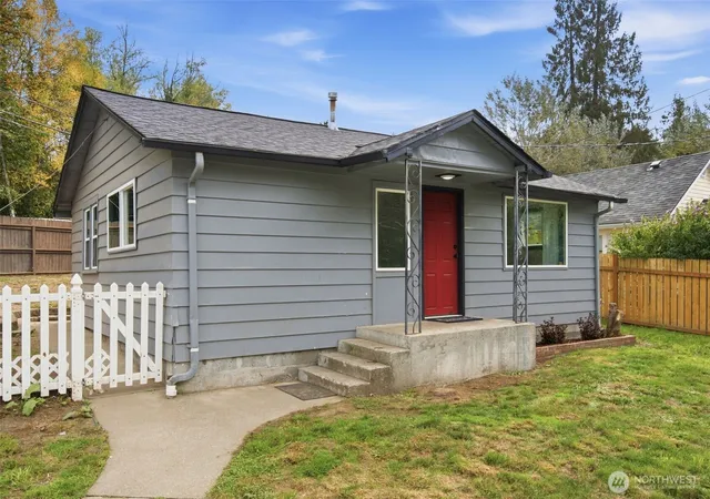 Photo 1 of Single family home for sale at 1534 Corbet Dr NW, Bremerton, WA 98312 | MLS# NWM2592286 | Listing updated on 2026-10-10