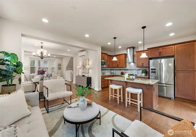 Townhouse for sale at 1321 Greenwich Walk NE, Issaquah, WA 98029 | MLS# NWM2592288