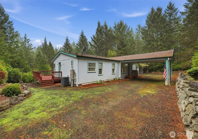 Photo 3 of Sale Pending at 210 E Trudder Ln, Union, WA 98592 | MLS# NWM2592290 | Listing updated on 2026-10-17