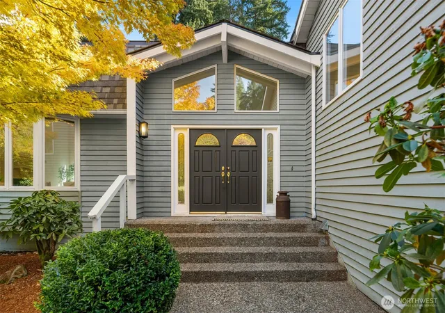 Photo 2 of Single family home for sale at 11508 165th Court NE, Redmond, WA 98052 | MLS# NWM2592292 | Listing updated on 2026-10-10