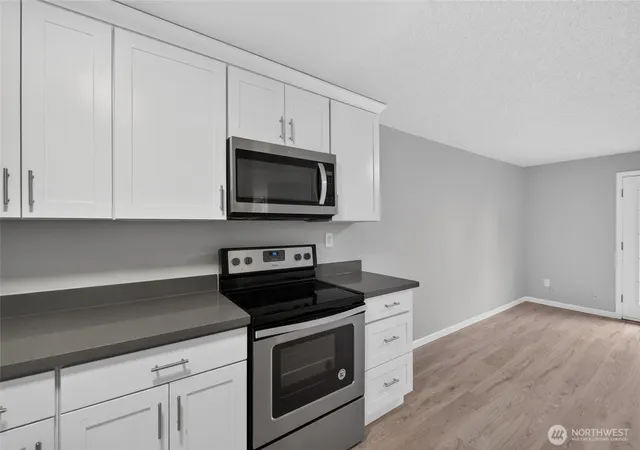 Photo 4 of Single family home for sale at 10410 12th Avenue Ct S, Tacoma, WA 98444 | MLS# NWM2592294 | Listing updated on 2026-10-08