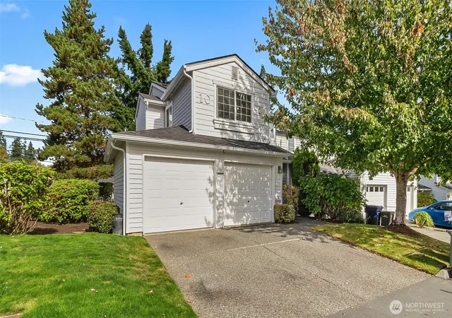 Condo for sale at 10030 Holly Dr #101, Everett, WA 98204 | MLS# NWM2592305