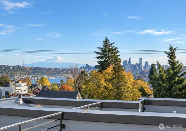Photo 3 of Townhouse for sale at 4801 Dayton Ave N #C, Seattle, WA 98103 | MLS# NWM2592343 | Listing updated on 2026-10-09