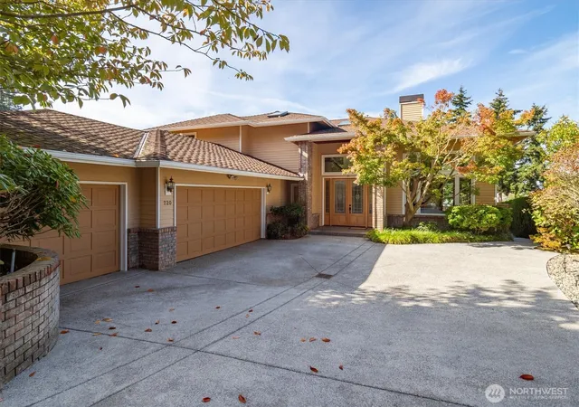 Photo 1 of Single family home for sale at 720 9th Avenue S, Edmonds, WA 98020 | MLS# NWM2592345 | Listing updated on 2026-10-12