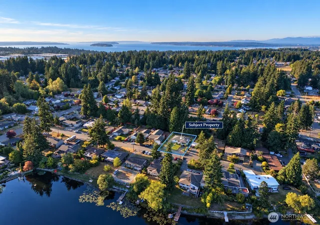 Single family home for sale at 431 72nd Street SE, Everett, WA 98203 | MLS# NWM2592348