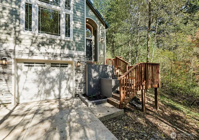 Photo 3 of Single family home for sale at 15412 Ne Winsor Dr, Brush Prairie, WA 98606 | MLS# NWM2592362 | Listing updated on 2026-10-08
