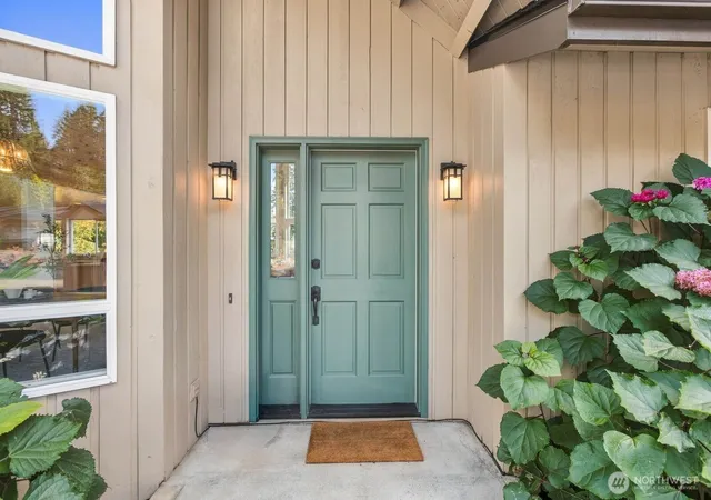 Photo 2 of Single family home for sale at 22902 104th Avenue SW, Vashon, WA 98070 | MLS# NWM2592363 | Listing updated on 2026-10-15