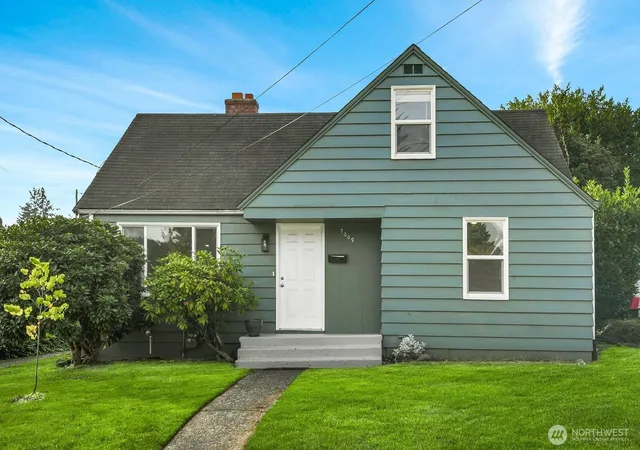 Single family home for sale at 7009 S 115th Street, Seattle, WA 98178 | MLS# NWM2592368