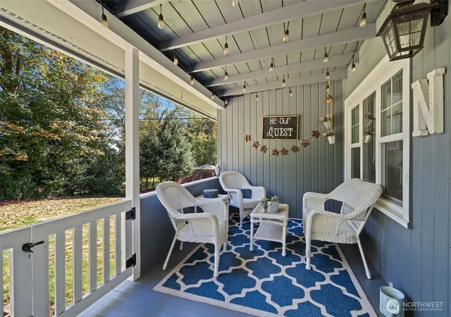 Photo 3 of Single family home for sale at 1120 Lombard St, Raymond, WA 98577 | MLS# NWM2592372 | Listing updated on 2026-10-09
