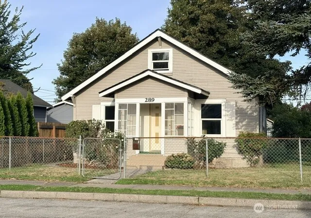 Single family home for sale at 289 19th Avenue, Longview, WA 98632 | MLS# NWM2592375