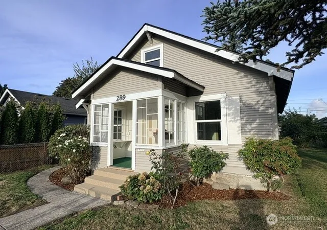 Photo 1 of Single family home for sale at 289 19th Avenue, Longview, WA 98632 | MLS# NWM2592375 | Listing updated on 2026-10-12