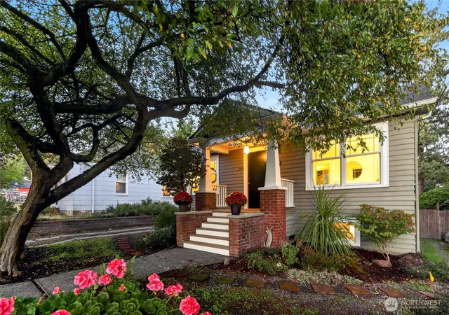 Photo 1 of Single family home for sale at 6246 7th Avenue NW, Seattle, WA 98107 | MLS# NWM2592380 | Listing updated on 2026-10-11