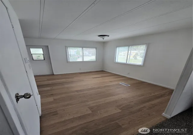 Photo 3 of Manufactured home for sale at 5705 Littlerock Rd SW #19, Tumwater, WA 98512 | MLS# NWM2592389 | Listing updated on 2026-10-12