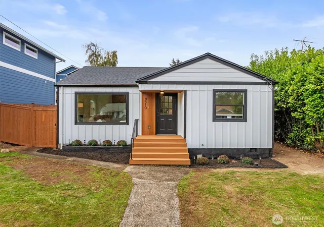 Photo 1 of Single family home for sale at 4510 E C St, Tacoma, WA 98404 | MLS# NWM2592391 | Listing updated on 2026-10-16