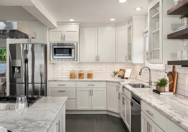 Photo 4 of Single family home for sale at 8428 Island Dr S, Seattle, WA 98118 | MLS# NWM2592394 | Listing updated on 2026-10-25