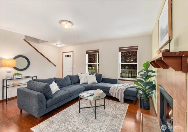 Photo 3 of Townhouse for sale at 26530 Ne Ring St, Duvall, WA 98019 | MLS# NWM2592399 | Listing updated on 2026-10-24