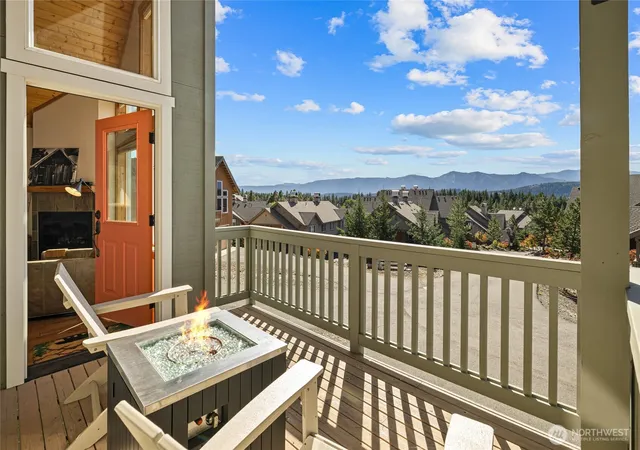 Photo 2 of Single family home for sale at 160 Flagstone Ln, Ronald, WA 98940 | MLS# NWM2592418 | Listing updated on 2026-10-09