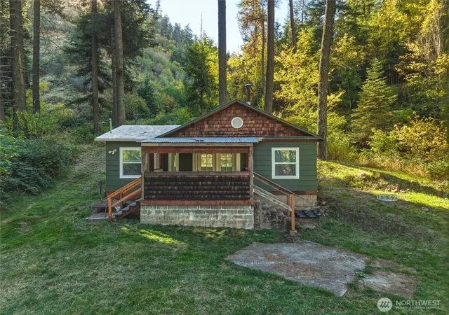 Photo 1 of Single family home for sale at 238 Kooskooskie Rd, Walla Walla, WA 99362 | MLS# NWM2592419 | Listing updated on 2026-10-09