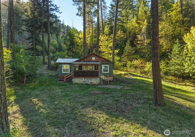 Photo 2 of Single family home for sale at 238 Kooskooskie Rd, Walla Walla, WA 99362 | MLS# NWM2592419 | Listing updated on 2026-10-09