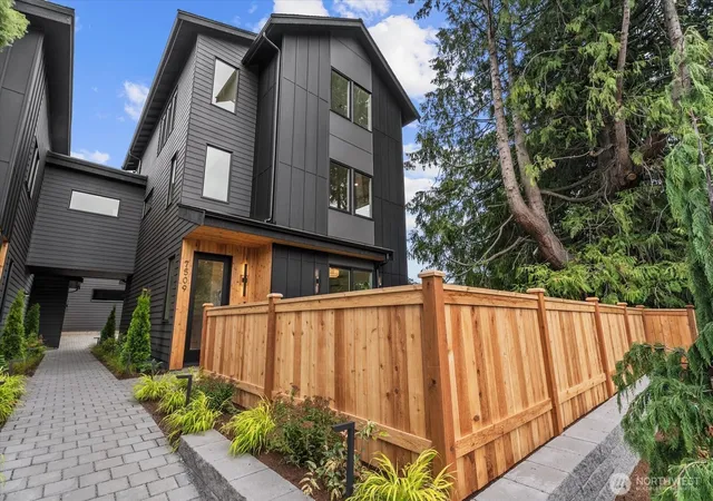 Photo 2 of Condo for sale at 7509 12th Avenue Sw, Seattle, WA 98106 | MLS# NWM2592430 | Listing updated on 2026-10-09