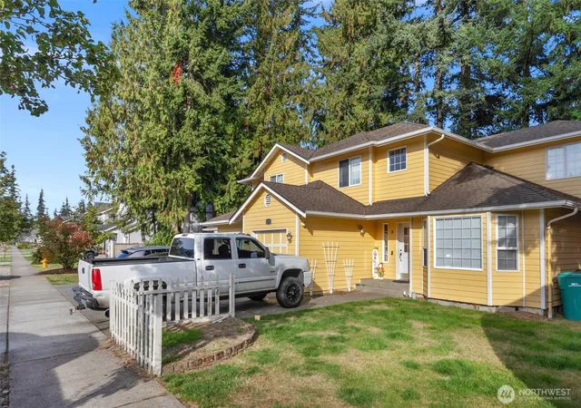 Photo 3 of Multi family home for sale at 11727 47th Avenue Ne #A & B, Marysville, WA 98271 | MLS# NWM2592435 | Listing updated on 2026-10-09