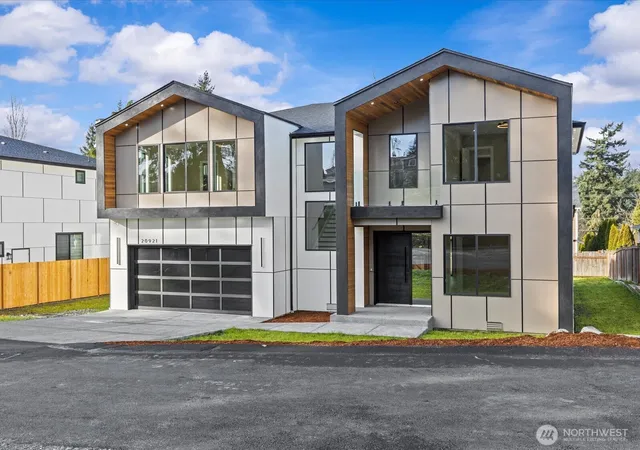 Single family home for sale at 20921 1st Place S, Des Moines, WA 98198 | MLS# NWM2592445